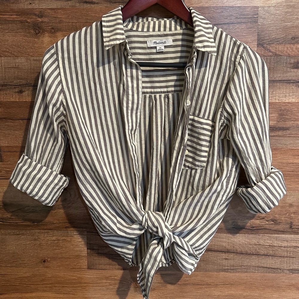 Madewell Gray and White Striped Casual Shirt